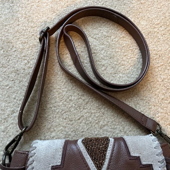 Idyllwind Brown and Cream Crossbody Bag with Fringe - Picture 4 of 9